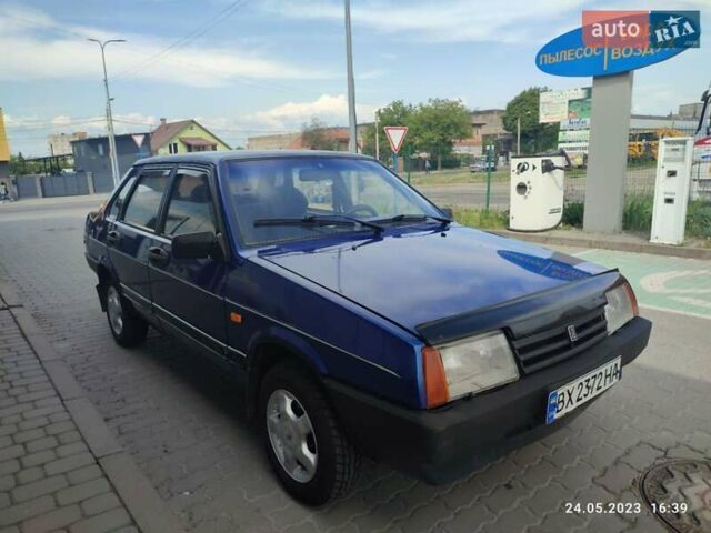 Синий ВАЗ 21099, объемом двигателя 1.5 л и пробегом 200 тыс. км за 1364 $, фото 1 на Automoto.ua