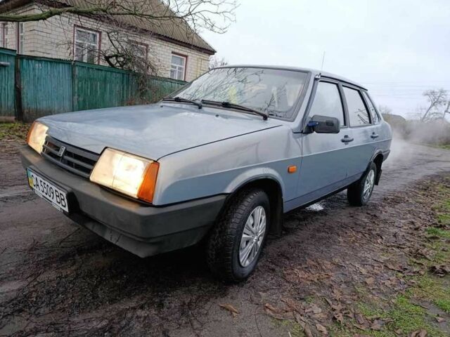 Синій ВАЗ 21099, об'ємом двигуна 1.6 л та пробігом 223 тис. км за 1300 $, фото 1 на Automoto.ua