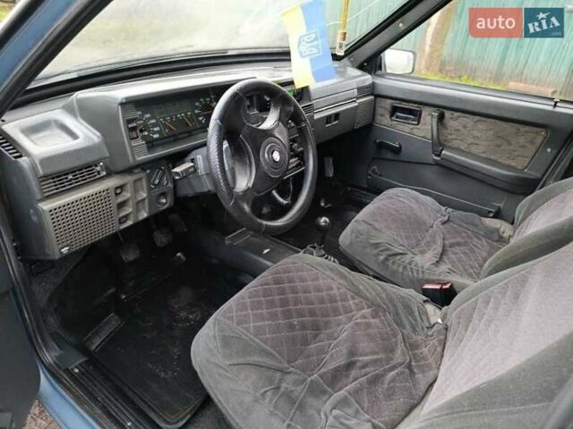 Синий ВАЗ 21099, объемом двигателя 1.6 л и пробегом 223 тыс. км за 1300 $, фото 1 на Automoto.ua