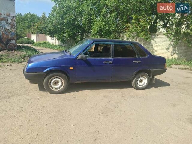 Синий ВАЗ 21099, объемом двигателя 1.5 л и пробегом 120 тыс. км за 900 $, фото 1 на Automoto.ua