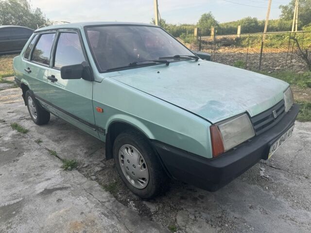 Синий ВАЗ 21099, объемом двигателя 1.5 л и пробегом 100 тыс. км за 750 $, фото 1 на Automoto.ua
