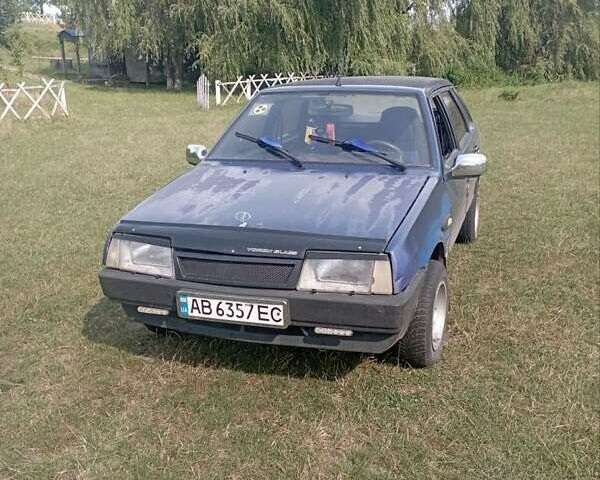 Синий ВАЗ 21099, объемом двигателя 1.5 л и пробегом 238 тыс. км за 1300 $, фото 1 на Automoto.ua