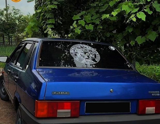 Синий ВАЗ 21099, объемом двигателя 1.5 л и пробегом 142 тыс. км за 1950 $, фото 1 на Automoto.ua