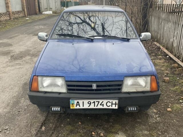 Синий ВАЗ 21099, объемом двигателя 1.5 л и пробегом 300 тыс. км за 880 $, фото 1 на Automoto.ua