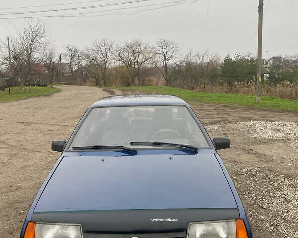 Синий ВАЗ 21099, объемом двигателя 1.5 л и пробегом 197 тыс. км за 1500 $, фото 1 на Automoto.ua