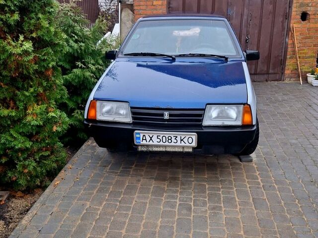 Синий ВАЗ 21099, объемом двигателя 1.5 л и пробегом 270 тыс. км за 1100 $, фото 1 на Automoto.ua