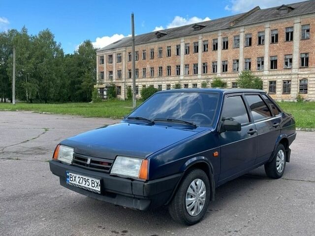 Синий ВАЗ 21099, объемом двигателя 1.5 л и пробегом 160 тыс. км за 1850 $, фото 1 на Automoto.ua