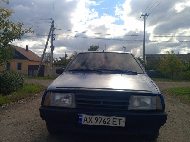 Синий ВАЗ 21099, объемом двигателя 1.5 л и пробегом 130 тыс. км за 912 $, фото 1 на Automoto.ua