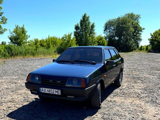 Синий ВАЗ 21099, объемом двигателя 1.5 л и пробегом 112 тыс. км за 2800 $, фото 1 на Automoto.ua