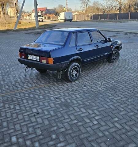 Синий ВАЗ 21099, объемом двигателя 1.5 л и пробегом 180 тыс. км за 1125 $, фото 1 на Automoto.ua