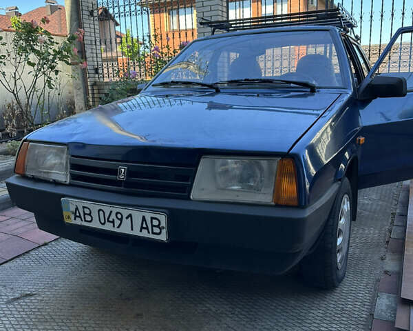Синий ВАЗ 21099, объемом двигателя 1.5 л и пробегом 108 тыс. км за 1800 $, фото 1 на Automoto.ua