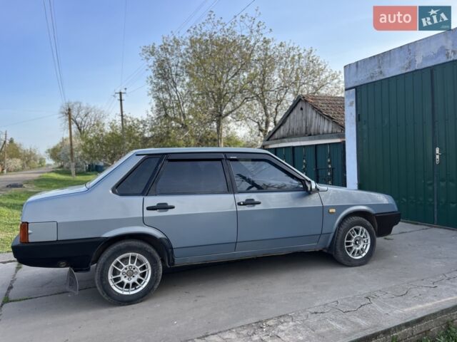 Синий ВАЗ 21099, объемом двигателя 1.5 л и пробегом 154 тыс. км за 2200 $, фото 1 на Automoto.ua