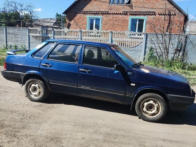 Синий ВАЗ 21099, объемом двигателя 1.5 л и пробегом 220 тыс. км за 850 $, фото 1 на Automoto.ua