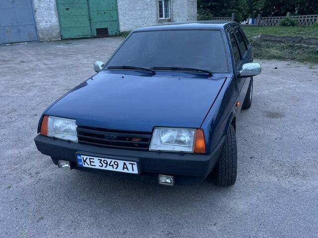 Синий ВАЗ 21099, объемом двигателя 1.5 л и пробегом 178 тыс. км за 2200 $, фото 1 на Automoto.ua
