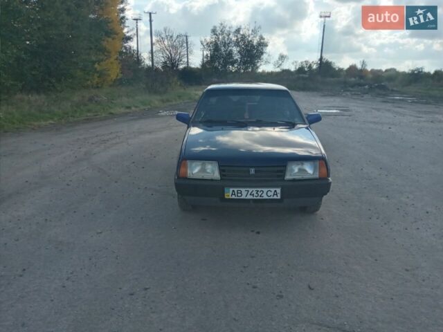 Синий ВАЗ 21099, объемом двигателя 1.5 л и пробегом 119 тыс. км за 2000 $, фото 1 на Automoto.ua