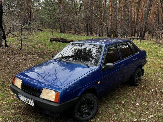 Синий ВАЗ 21099, объемом двигателя 1.5 л и пробегом 200 тыс. км за 1699 $, фото 1 на Automoto.ua