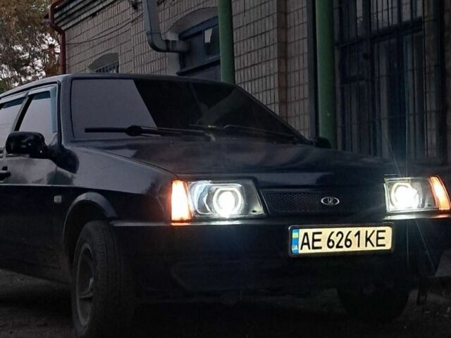 Синий ВАЗ 21099, объемом двигателя 1.5 л и пробегом 250 тыс. км за 1400 $, фото 1 на Automoto.ua