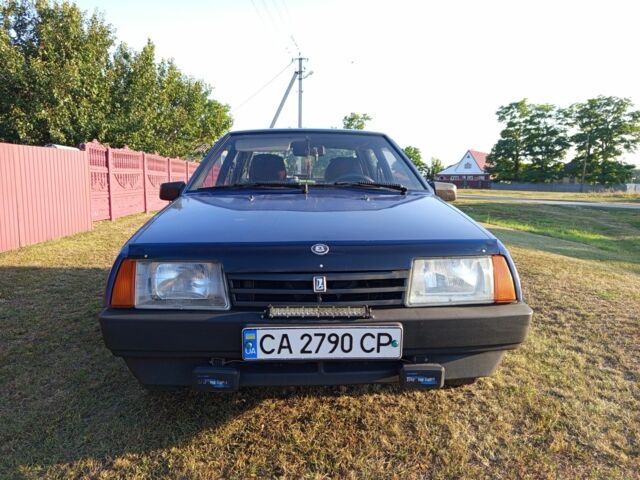 Синий ВАЗ 21099, объемом двигателя 1.5 л и пробегом 150 тыс. км за 1650 $, фото 1 на Automoto.ua