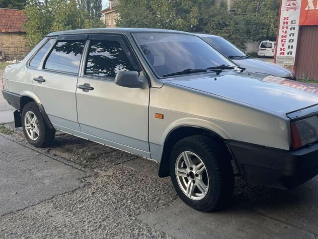 Синій ВАЗ 21099, об'ємом двигуна 1.5 л та пробігом 136 тис. км за 1750 $, фото 1 на Automoto.ua