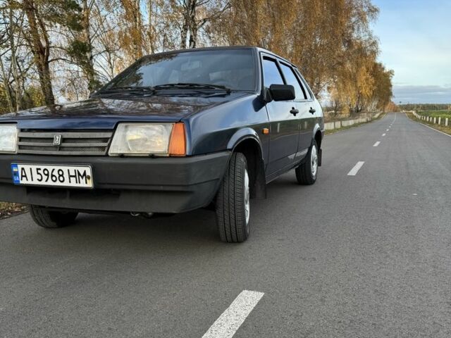 Синий ВАЗ 21099, объемом двигателя 1.5 л и пробегом 300 тыс. км за 1700 $, фото 1 на Automoto.ua