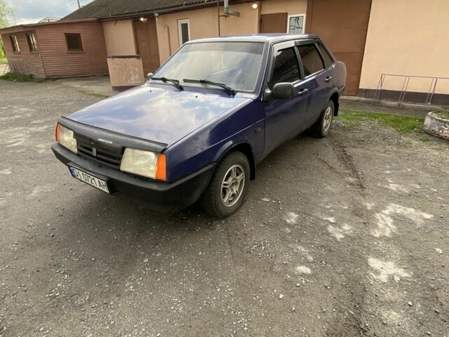 Синий ВАЗ 21099, объемом двигателя 1.5 л и пробегом 330 тыс. км за 1250 $, фото 1 на Automoto.ua