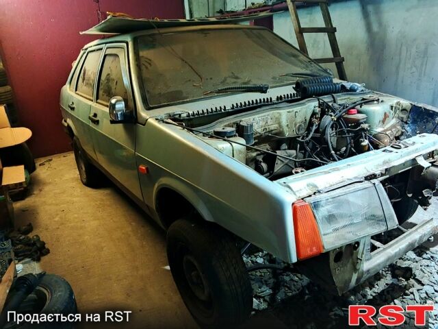 Синій ВАЗ 21099, об'ємом двигуна 1.5 л та пробігом 0 тис. км за 1000 $, фото 1 на Automoto.ua