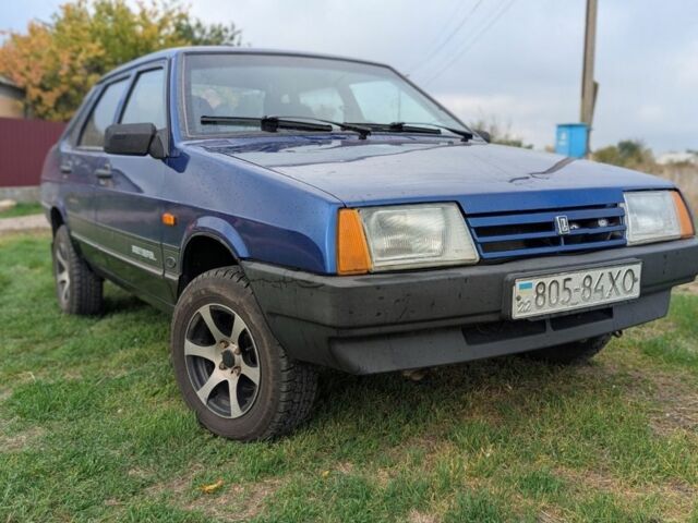 Синий ВАЗ 21099, объемом двигателя 1.5 л и пробегом 189 тыс. км за 1254 $, фото 1 на Automoto.ua