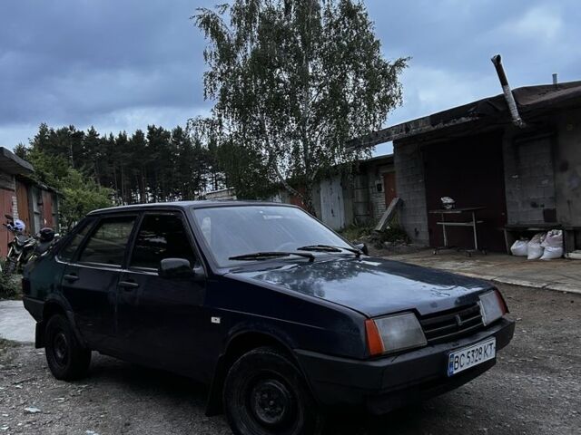 Синий ВАЗ 21099, объемом двигателя 1.5 л и пробегом 300 тыс. км за 650 $, фото 1 на Automoto.ua