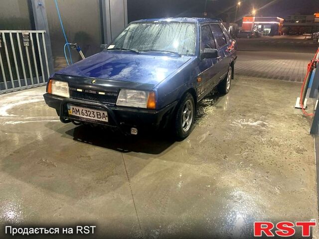 Синий ВАЗ 21099, объемом двигателя 1.5 л и пробегом 150 тыс. км за 1300 $, фото 1 на Automoto.ua