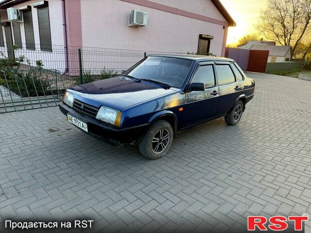 Синий ВАЗ 21099, объемом двигателя 1.5 л и пробегом 213 тыс. км за 1350 $, фото 1 на Automoto.ua