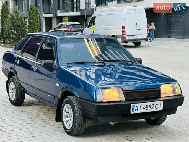 Синий ВАЗ 21099, объемом двигателя 1.5 л и пробегом 170 тыс. км за 1650 $, фото 1 на Automoto.ua