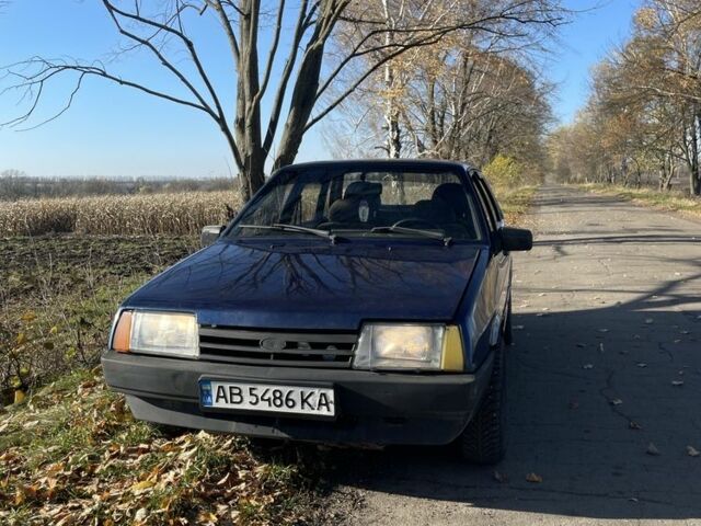 Синий ВАЗ 21099, объемом двигателя 1.5 л и пробегом 242 тыс. км за 1450 $, фото 1 на Automoto.ua