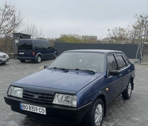 Синий ВАЗ 21099, объемом двигателя 1.5 л и пробегом 138 тыс. км за 1250 $, фото 1 на Automoto.ua