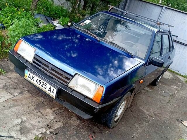 Синий ВАЗ 21099, объемом двигателя 1.6 л и пробегом 200 тыс. км за 650 $, фото 1 на Automoto.ua
