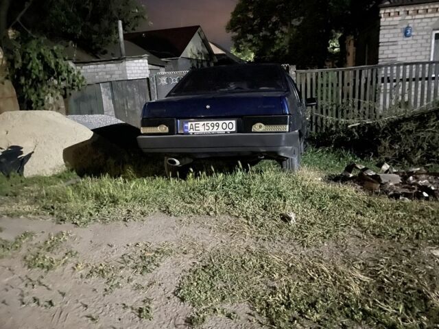Синий ВАЗ 21099, объемом двигателя 1.5 л и пробегом 405 тыс. км за 1650 $, фото 1 на Automoto.ua