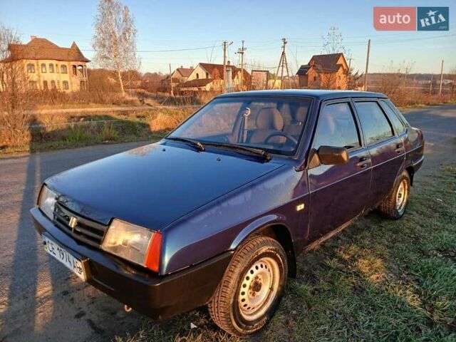 Синий ВАЗ 21099, объемом двигателя 1.5 л и пробегом 215 тыс. км за 2000 $, фото 1 на Automoto.ua
