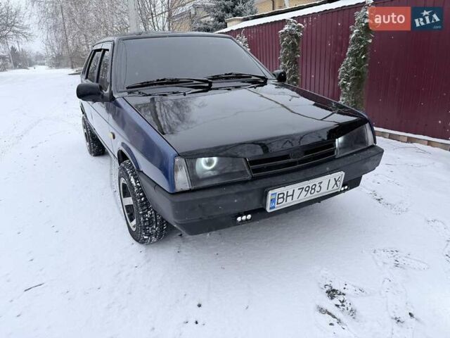 Синий ВАЗ 21099, объемом двигателя 1.5 л и пробегом 222 тыс. км за 2100 $, фото 1 на Automoto.ua
