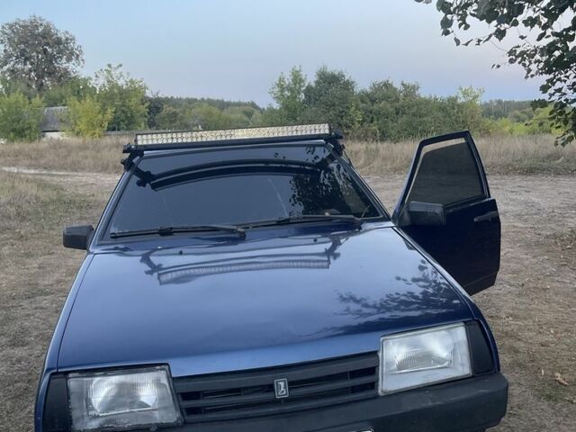 Синий ВАЗ 21099, объемом двигателя 1.5 л и пробегом 120 тыс. км за 1796 $, фото 1 на Automoto.ua