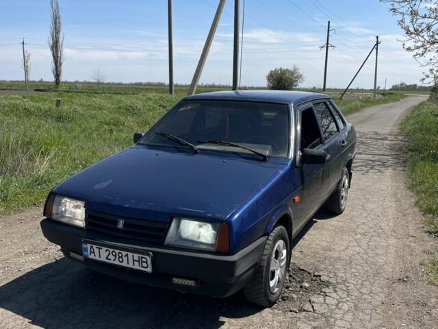 Синий ВАЗ 21099, объемом двигателя 1.5 л и пробегом 180 тыс. км за 1150 $, фото 1 на Automoto.ua