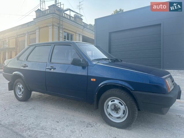 Синій ВАЗ 21099, об'ємом двигуна 1.5 л та пробігом 172 тис. км за 2000 $, фото 1 на Automoto.ua