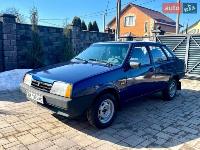 Синий ВАЗ 21099, объемом двигателя 1.5 л и пробегом 131 тыс. км за 2200 $, фото 1 на Automoto.ua