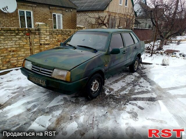 Синий ВАЗ 21099, объемом двигателя 1.5 л и пробегом 140 тыс. км за 1000 $, фото 1 на Automoto.ua