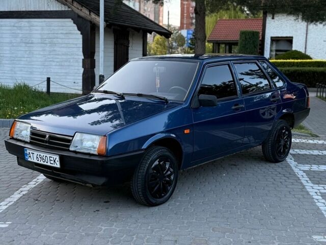 Синий ВАЗ 21099, объемом двигателя 1.5 л и пробегом 108 тыс. км за 2400 $, фото 1 на Automoto.ua