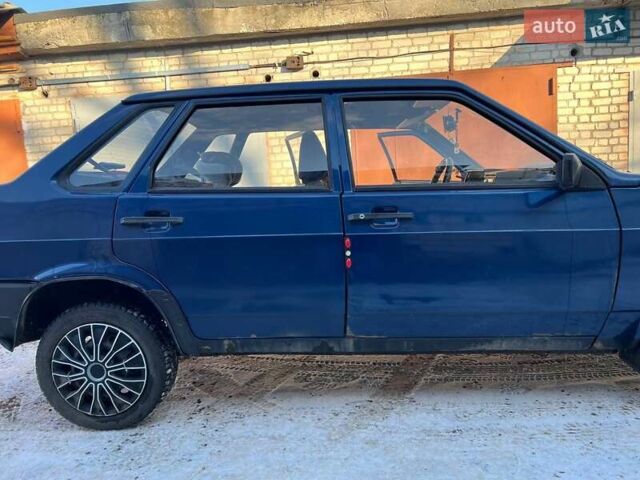 Синий ВАЗ 21099, объемом двигателя 1.5 л и пробегом 334 тыс. км за 2050 $, фото 1 на Automoto.ua