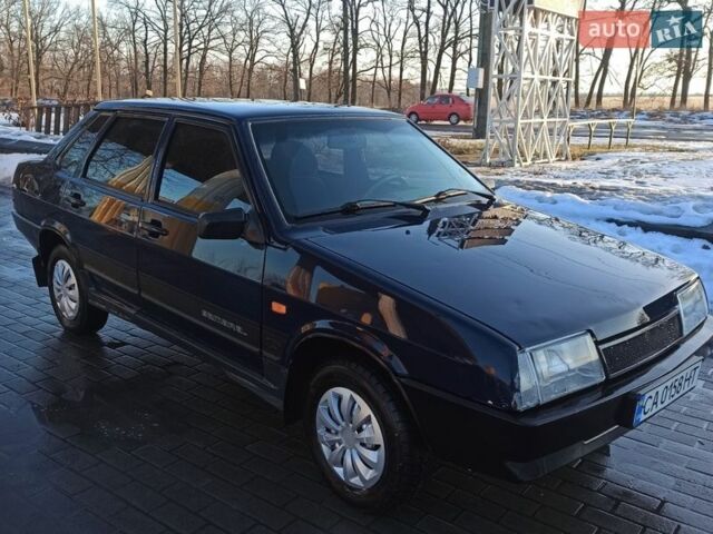 Синій ВАЗ 21099, об'ємом двигуна 1.5 л та пробігом 188 тис. км за 1100 $, фото 1 на Automoto.ua