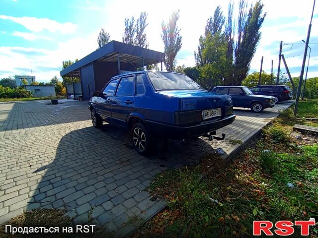 Синий ВАЗ 21099, объемом двигателя 1.5 л и пробегом 197 тыс. км за 1450 $, фото 1 на Automoto.ua