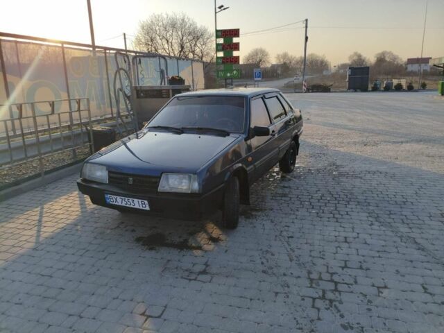 Синий ВАЗ 21099, объемом двигателя 1.5 л и пробегом 213 тыс. км за 1500 $, фото 1 на Automoto.ua