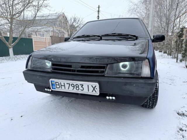 Синий ВАЗ 21099, объемом двигателя 1.5 л и пробегом 350 тыс. км за 2100 $, фото 1 на Automoto.ua