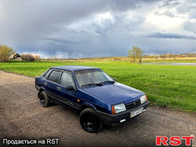 Синий ВАЗ 21099, объемом двигателя 1.5 л и пробегом 200 тыс. км за 1399 $, фото 1 на Automoto.ua