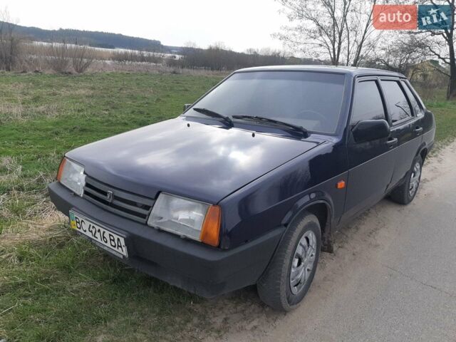 Синий ВАЗ 21099, объемом двигателя 1.5 л и пробегом 175 тыс. км за 1900 $, фото 1 на Automoto.ua